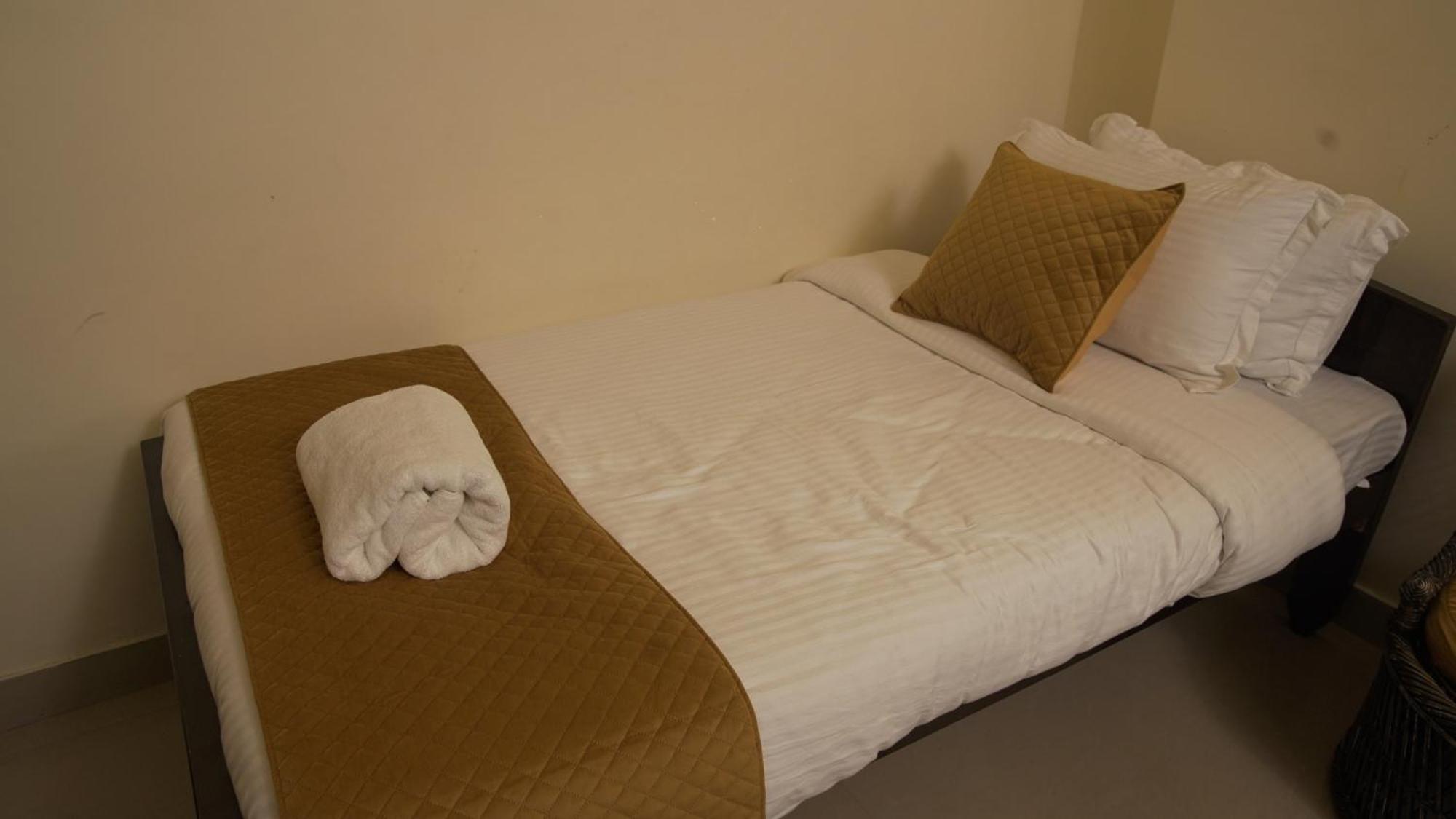 350m² 10 slaapkamer, 10 privé badkamer Appartement in Laitumkhrah Shillong Buitenkant foto