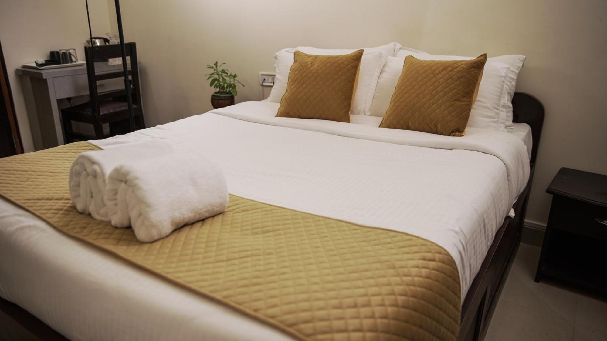 350m² 10 slaapkamer, 10 privé badkamer Appartement in Laitumkhrah Shillong Buitenkant foto