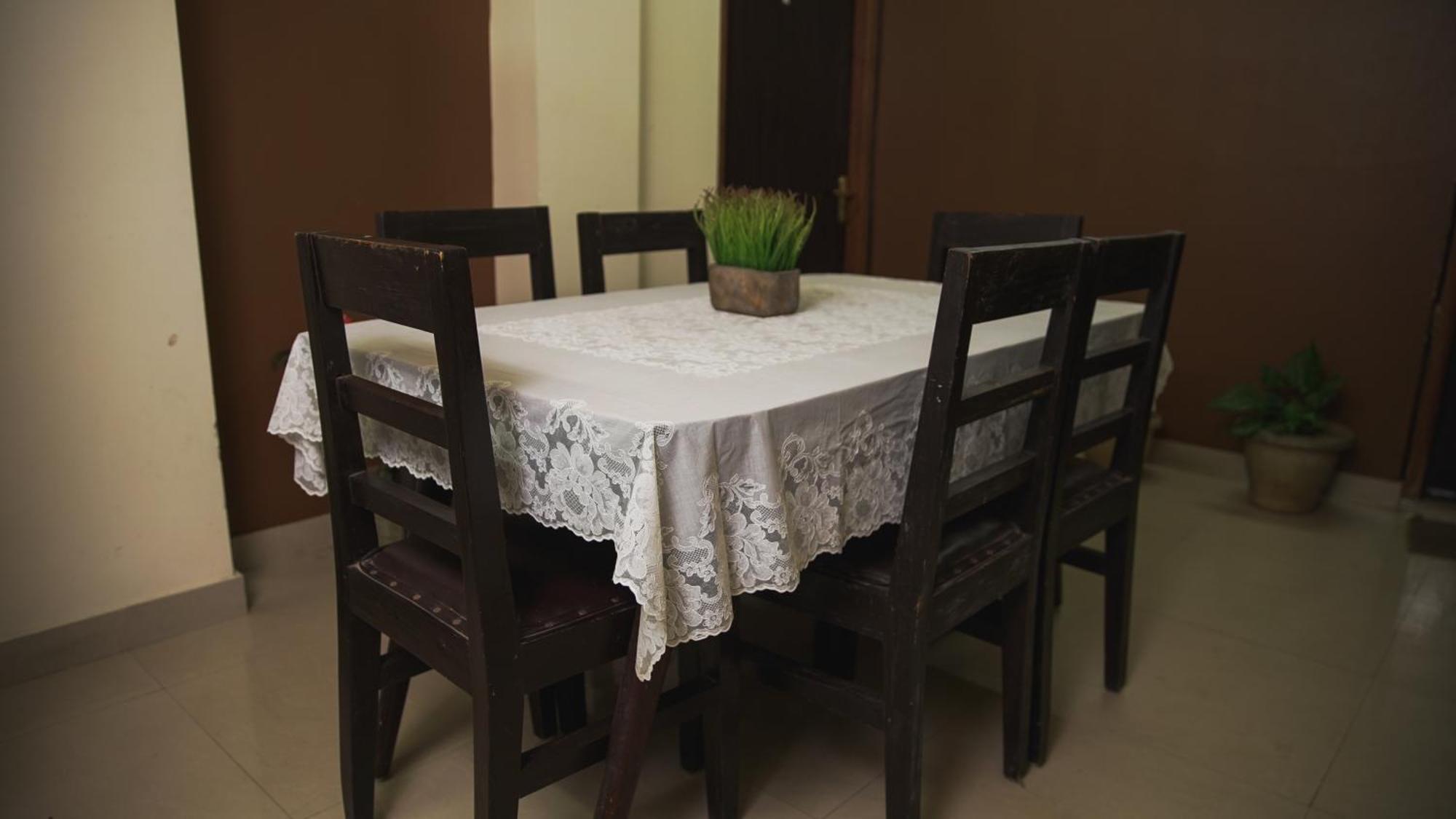 350m² 10 slaapkamer, 10 privé badkamer Appartement in Laitumkhrah Shillong Buitenkant foto
